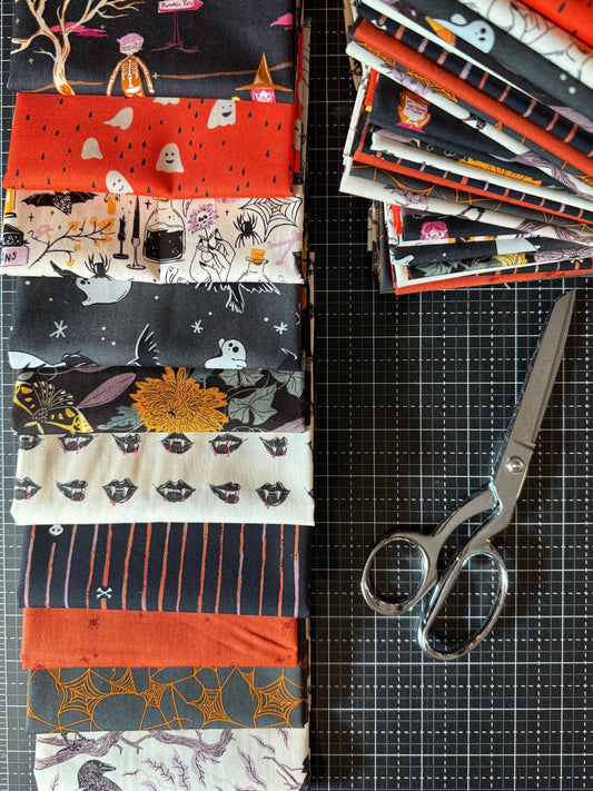 Black and Orange , 10 pc. Halloween | Fat Quarter Bundle